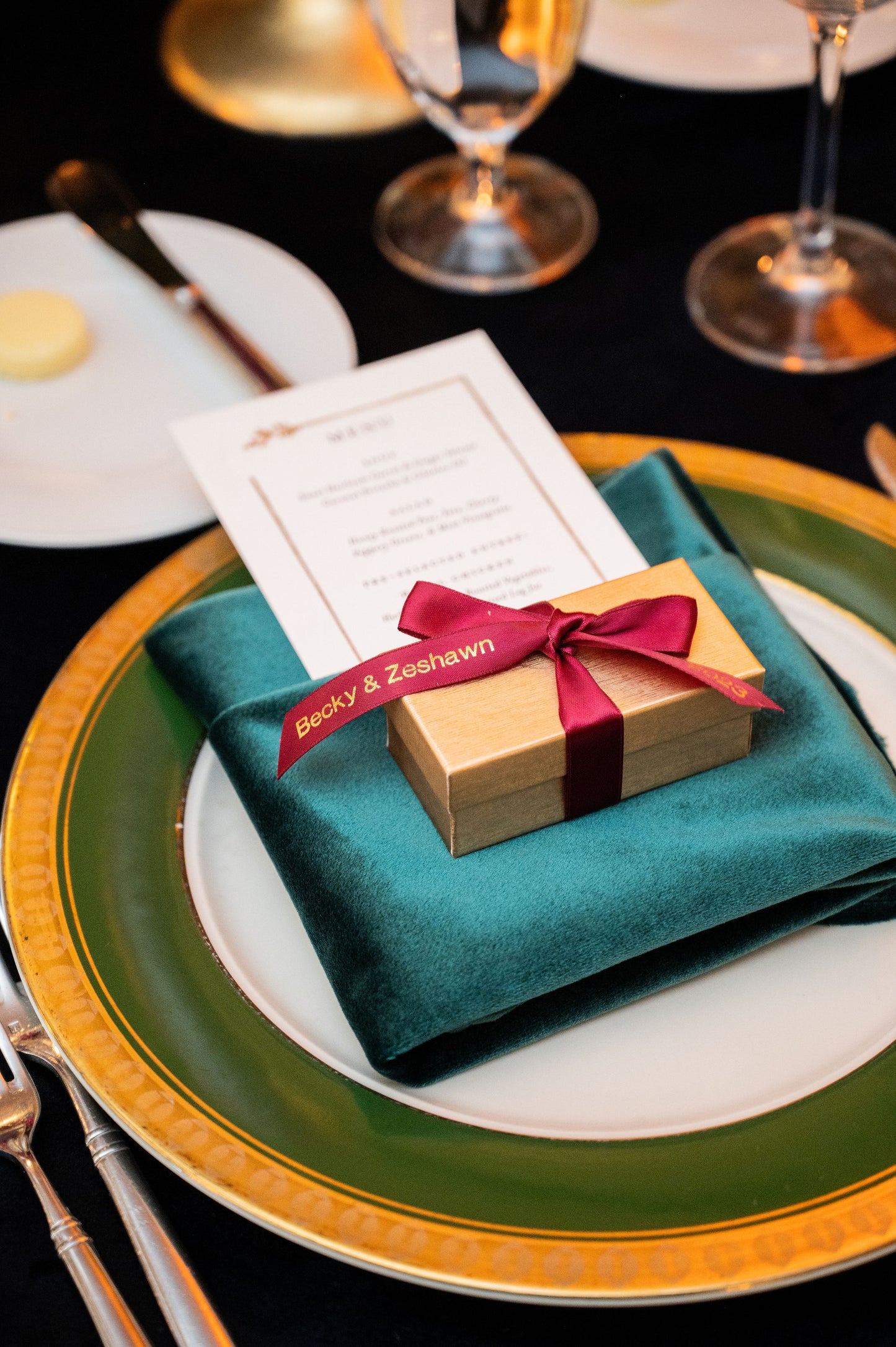 2-Piece Bonbon Wedding Favor
